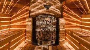 Read more about the article The Benefits of Sauna, Sauna Blankets and Heat Therapy For Injury Recovery